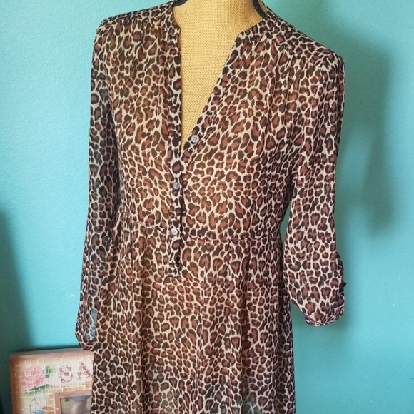 Vince Camuto Dresses & Skirts - Adorable Sheer Vince Camuto Dress Cover